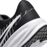 hm9594004-marka-nike-rozmiar-475