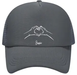 czapka-z-daszkiem-z-siatka-regulowana-milosny-nadruk-basic-love-one-size