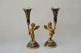 2-swieczniki-anioly-czarna-porcelana-braz