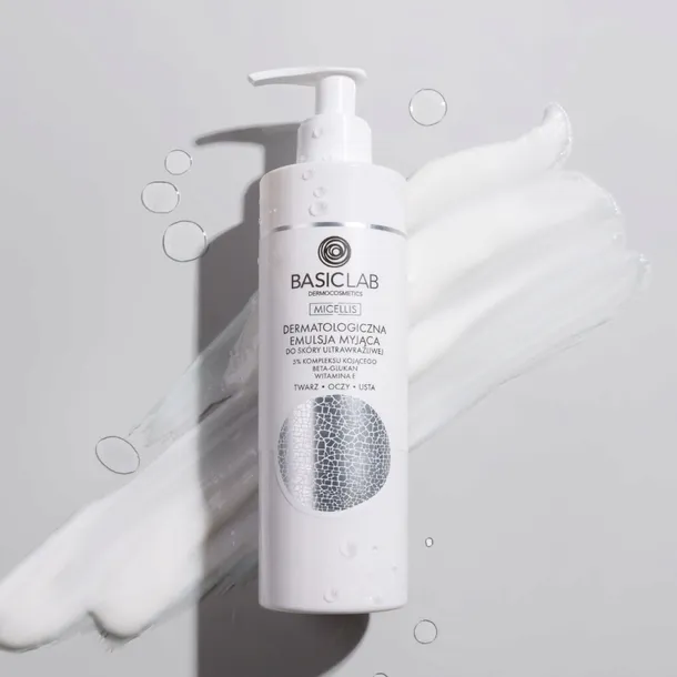 dermatologiczna-emulsja-myjaca-do-skory-ultrawrazliwej-basiclab-300-ml-stan-nowy
