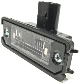 podswietlenie-tablicy-rejestracyjnej-vw-golf-iv-1999-2000-2001-2002-2003