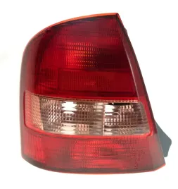 lampa-tylna-lewa-mazda-323-s-vi-1998-1999-2000-2001-2002-2003-2004