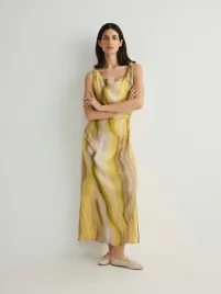 zolta-sukienka-maxi-ze-wzorem-reserved-xs