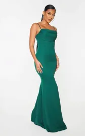 butelkowo-zielona-elegancka-sukienka-maxi-prettylittlething-xl