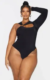 czarne-asymetryczne-body-z-ozdoba-na-dekolcie-prettylittlething-46