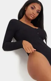 czarne-prazkowane-body-z-dlugim-rekawem-prettylittlething-48