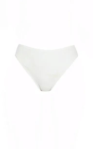bialy-dol-od-bikini-prettylittlething-s-kolor-bialy