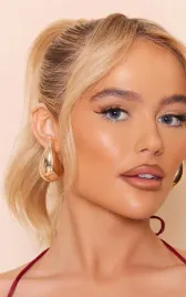 zlote-kolczyki-w-ksztalcie-lez-prettylittlething-uniwersalny