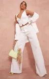 biale-spodnie-garniturowe-prettylittlething-s-fason-proste