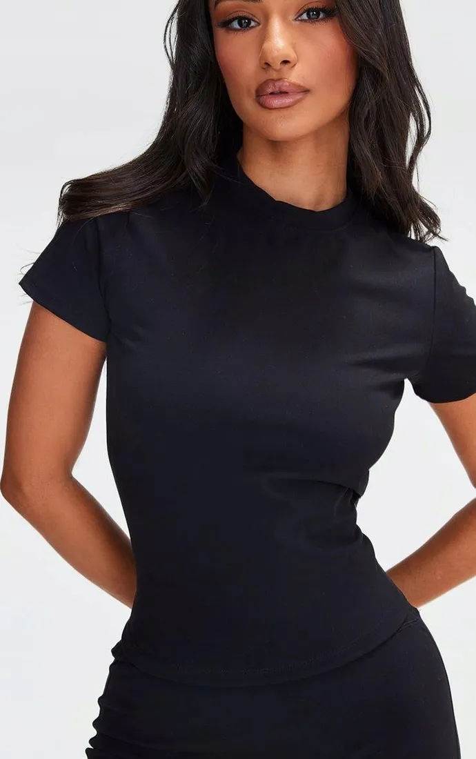 czarna-bluzka-modelujaca-prettylittlething-s-stan-nowy