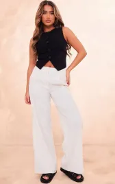 czarna-kamizelka-na-ramiaczkach-prettylittlething-m