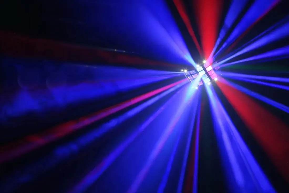 efekt-derby-led-beamz-butterfly