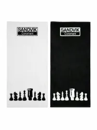 skazy-recznik-plazowy-70x140-sandvik-figury-szachowe-bialy-czarny
