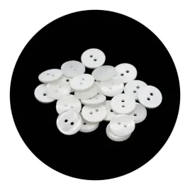 guzik-15mm-dwie-dziurki-10szt-bialy