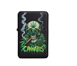 czarna-zapalniczka-benzynowa-czaszka-z-napisem-cannabis-i-dymem-gentelo