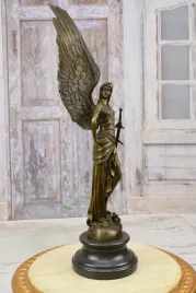 p-roche-bogini-zwyciestwa-archaniol-z-mieczem-figura-rzezba-z-brazu