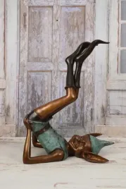 troll-skrzat-figura-z-brazu-gnom-ogrod