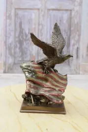 orzel-amerykanska-duma-flaga-usa-figura-figurka-prezent