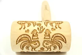 mini-walkownica-do-ciastek-i-ciasta-koguty-zwierzaki-drewno-bukowe-19-cm