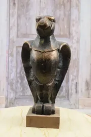 orzel-niemiecki-symbol-sily-figura-zeliwna-zeliwo