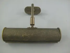mosiezna-lampa-sciennka-kinkiet-galeryjka-oswietlenie-obrazu-lustra-ramy
