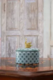 szkatula-bomboniera-malowana-cudna-porcelana-braz-labedz