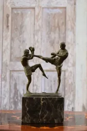 kickboxing-kickbokserzy-mma-figura-z-brazu-rzezby-z-brazu-prezent