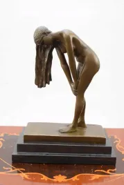 akt-dlugowlosej-kobiety-art-deco-figura-z-brazu