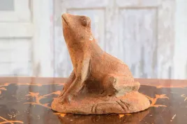 zeliwna-stara-figura-zaba-na-szczescie-zabka
