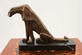siedzacy-gepard-lampart-art-deco-figura-z-brazu