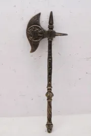zeliwna-halabarda-topor-figura-z-zeliwa-vintage