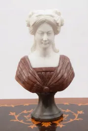 marmurowa-figura-popiersie-kobiety-z-marmuru