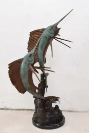 duza-figura-z-brazu-ryby-marliny-marlin-zaglica