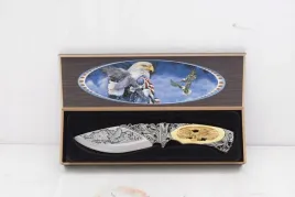 kordzik-kordelas-mysliwski-etui-drewniane-noz
