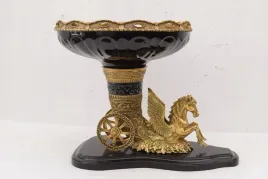 czarna-patera-porcelana-braz-kon-pegaz-barok