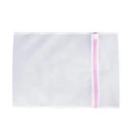 bye-bra-washing-bag-clear-30x40-cm-woreczek-do-prania-delikatnych-tkanin