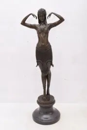 tancerka-skarabeusza-d-h-chiparus-figura-z-brazu