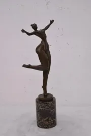 akt-kobiety-tancerka-nowoczesna-figura-z-brazu