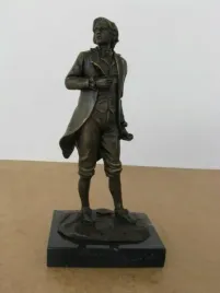 beethoven-z-brazu-figura-kompozytor-pianista