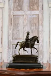 franciszek-jozef-na-koniu-figura-z-brazu-rzezby-z-brazu-prezent