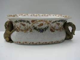 porcelanowa-patera-wiewiorka-okuta-brazem