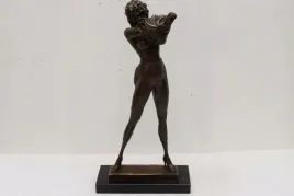 akt-kobiety-w-szpilkach-figura-z-brazu-grawer