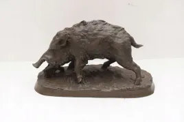 rzezba-z-brazu-duzy-dzik-prezent-figura-mysliwy