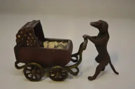 piesek-z-wozkiem-pies-figura-z-brazu-vienna-lux