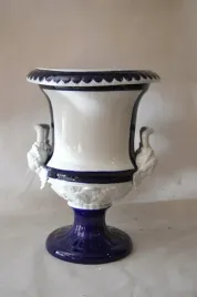 kobaltowa-porcelana-puchar-waza-mitologia-urna