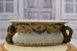 porcelanowa-patera-z-wiewiorkiami-porcelana-braz
