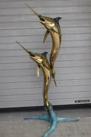 fontanna-z-brazu-zloconego-ryby-marlin-195cm
