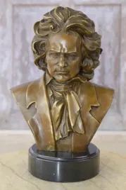 ludwig-van-bethoveen-popiersie-kompozytor-muzyk-figura-z-brazu