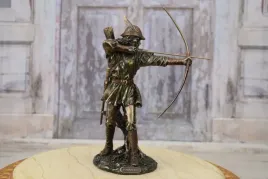 robin-hood-lucznik-statuetka-figura-rzezba-dekoracja