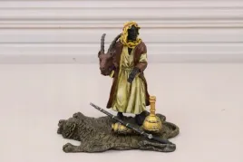 mysliwy-arab-z-mieczem-figura-z-brazu-kolekcja-vienna